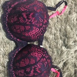 PINK Boyfriend Bra